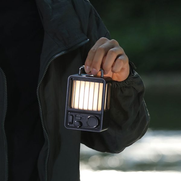 VILLA LANTERN - Vintage LED Rechargeable Camp Lantern - Image 5